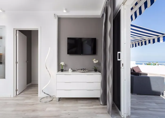 Pearl * Costa Adeje (Tenerife)